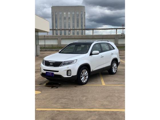 KIA SORENTO 3.5 V6 GASOLINA EX 7L 4WD AUTOMÁTICO KIA SORENTO 3.5 V6 GASOLINA EX 7L 4WD AUTOMÁTICO